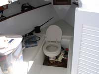 quepos-33-toilet
